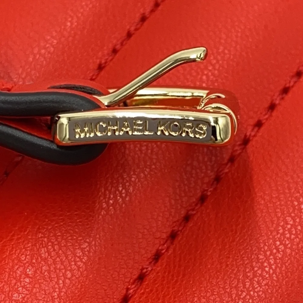 MICHAEL KORS ROSE SM OVAL CAMERA XBODY DR SANGRIA - Picture 14 of 16